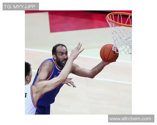 男篮热身赛迎战伊朗队备战国际赛事展现团队实力与战术配合